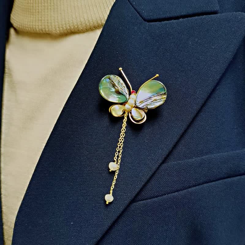 Women's Shell Butterfly Tassel Brooch - image 1