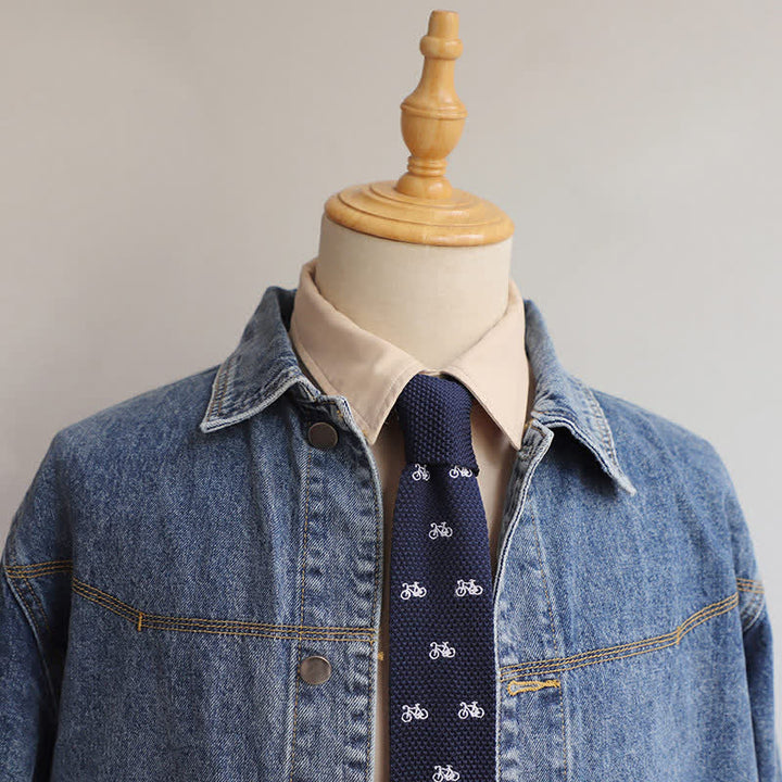 Men's Repeating Motifs Skinny Knitted Necktie - image 4