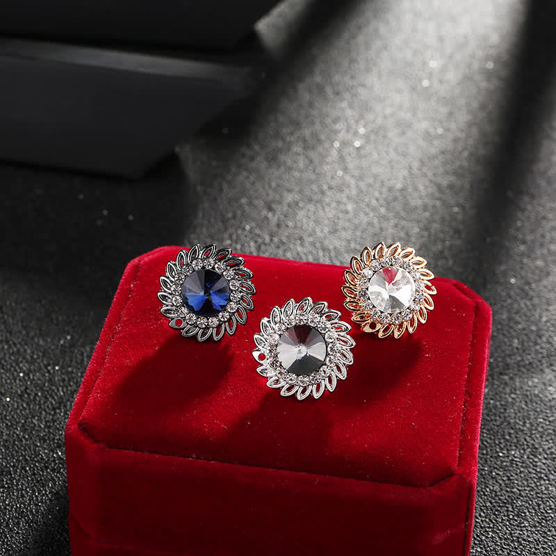 Men's Royal Flower Crystal Brooch - image 1