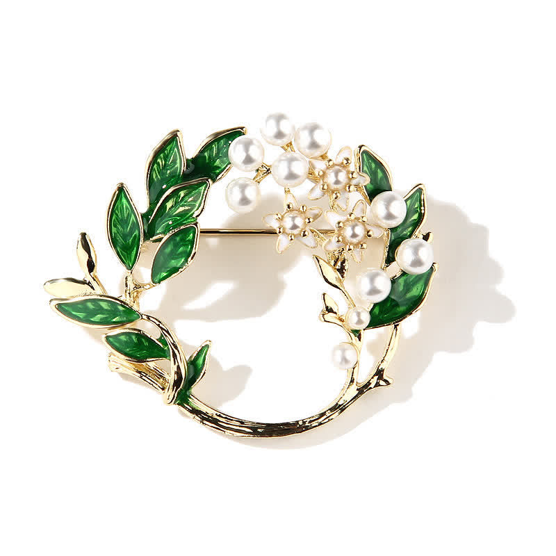 Women's Gardenia Blossom Wreath Brooch - Gardenia - image 0