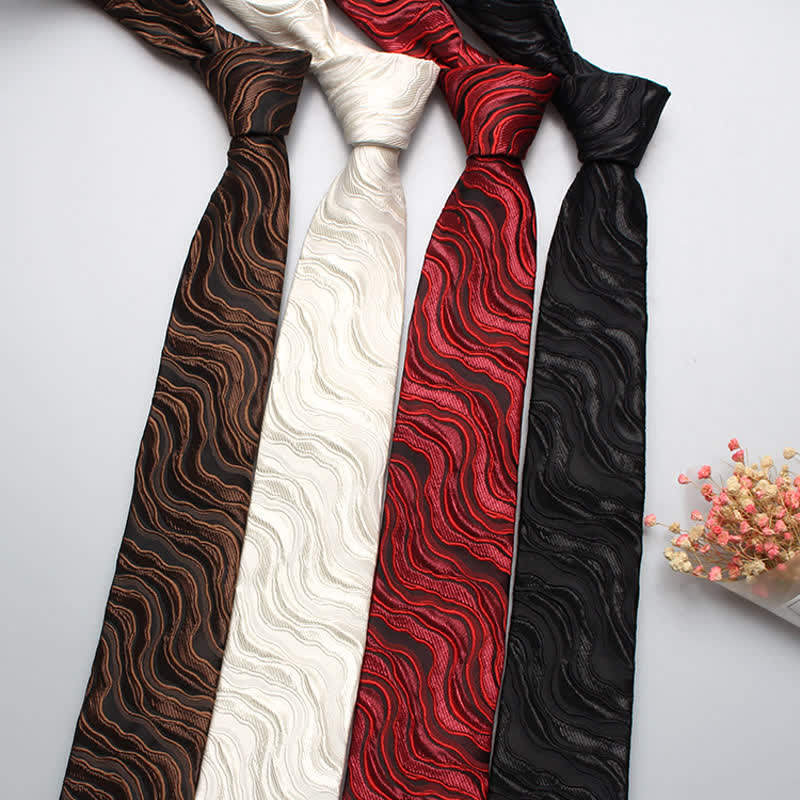 Men's Exotic Wave Striped Necktie - image 0