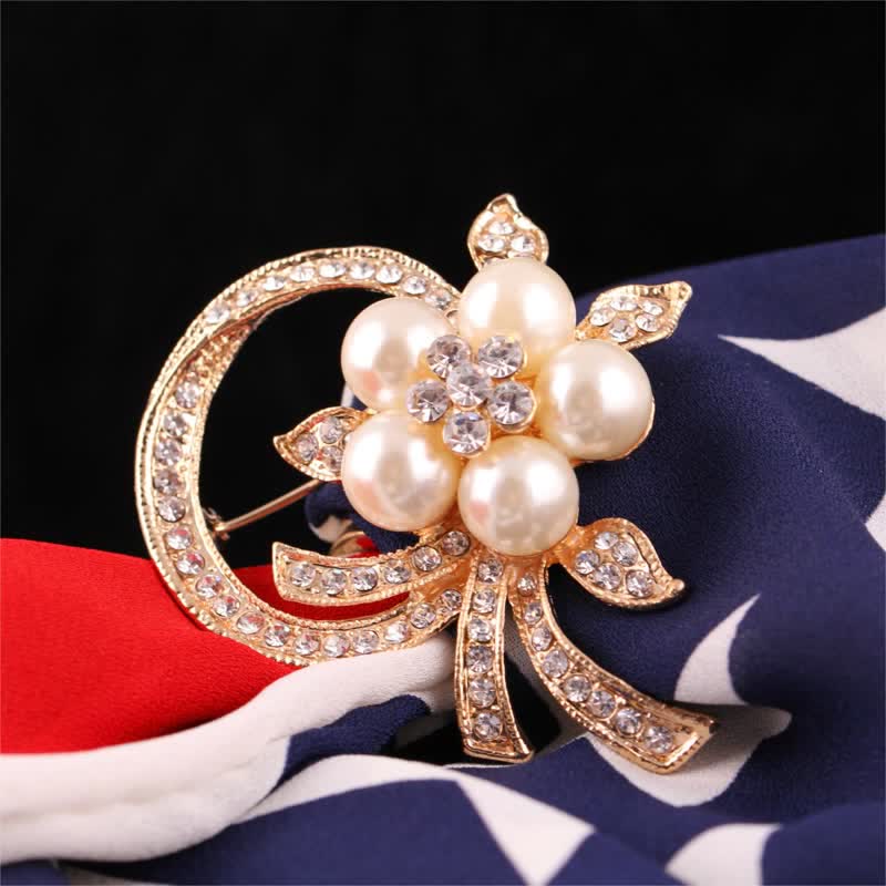 Women's Garland Pearl Rhinestones Brooch - image 1