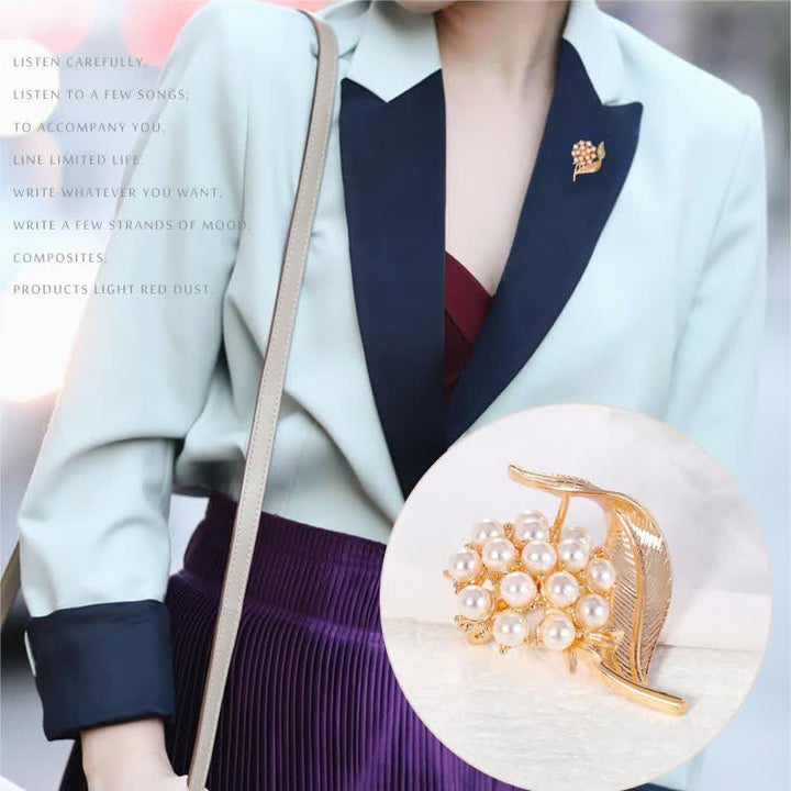 Women's Fresh Flower Pearl Brooch - image 1