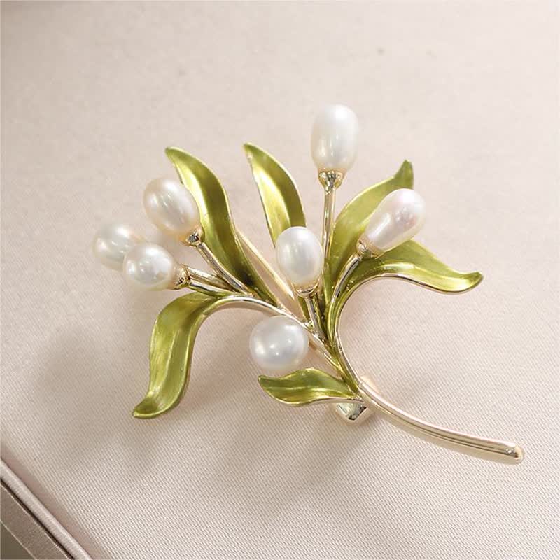 Women's Natural Pearl Olive Branch Brooch - image 7