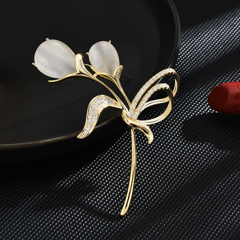Women's Exquisite Tulip Pearl Brooch - Gold - image 0