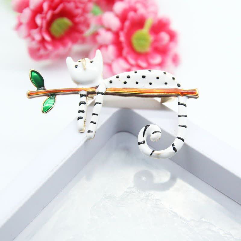Women's Lazy Kitten Polka Dot Cat Brooch - image 7