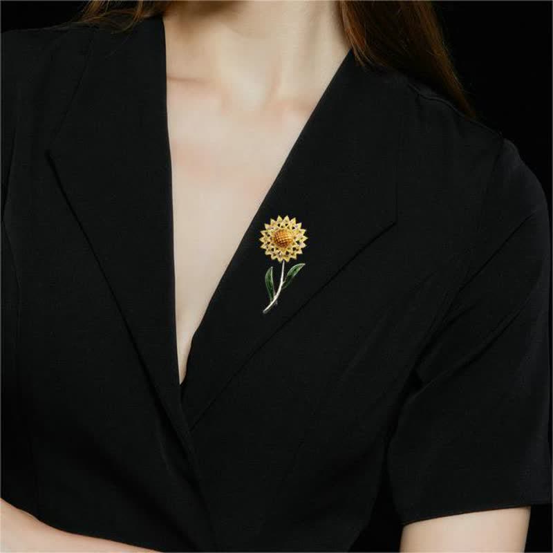 Women's Gold Sunflower Brooch - image 1
