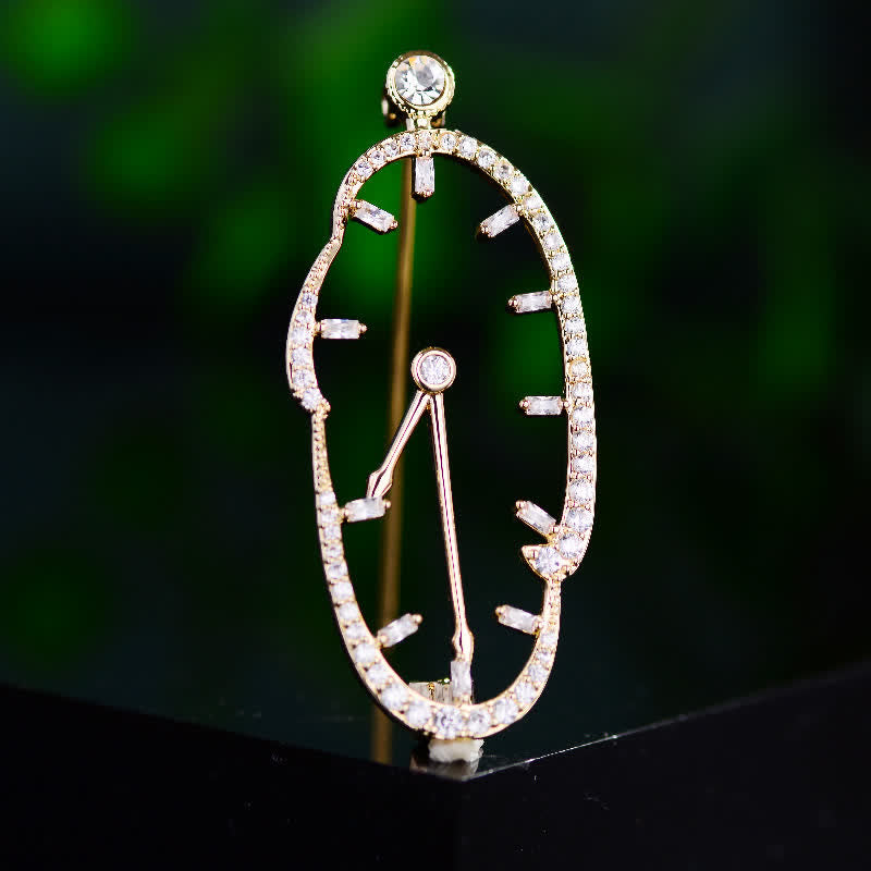 Unisex Reversed Time Abstract Clock Brooch - Gold - image 0