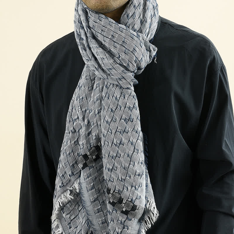 Men's Unique Crinkly Checkered Tassel Scarf - Navy - image 0
