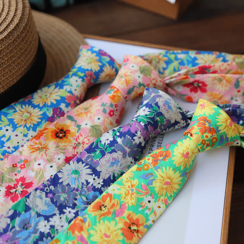 Men's Vintage Liberal Floral Necktie - image 1