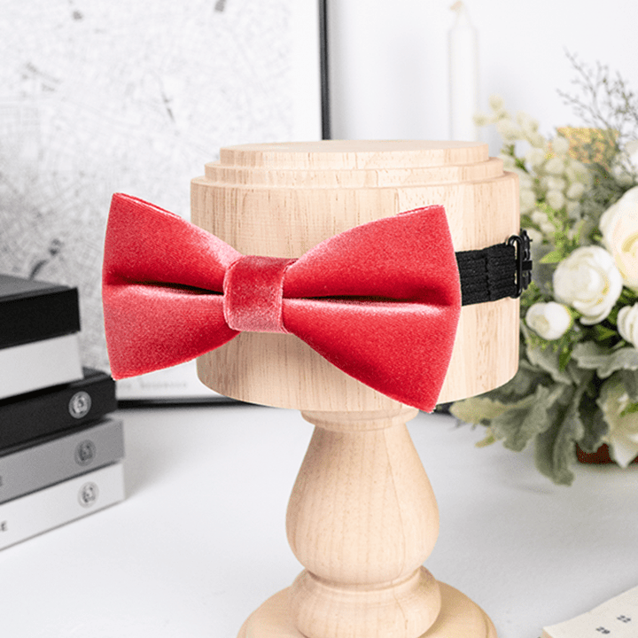 Men's Carmine Solid Color Velvet Bow Tie - image 3