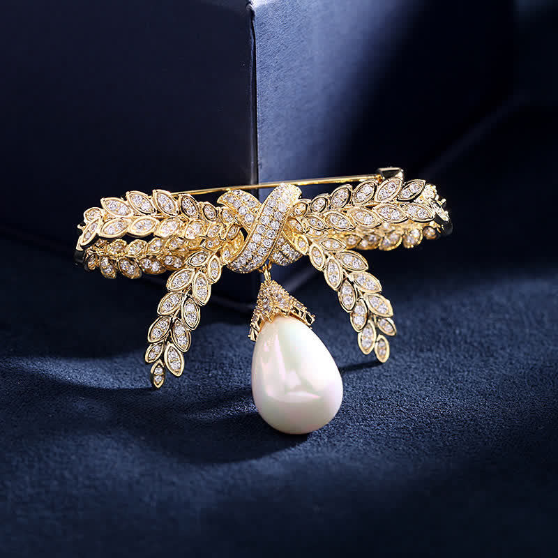 Women's Baroque Wheat Bowknot Brooch - Gold - image 0