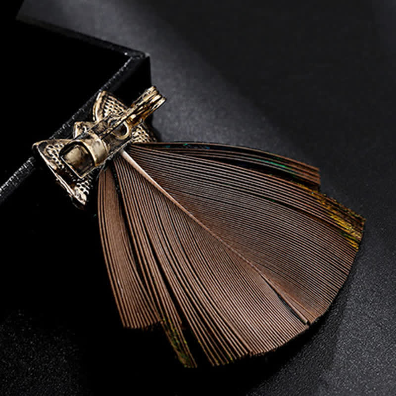 Women's Lovely Owl Peacock Feather Brooch - image 5